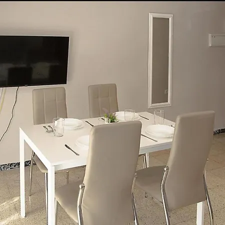 Ritual Sevilla, Piedra Preciosa דירה